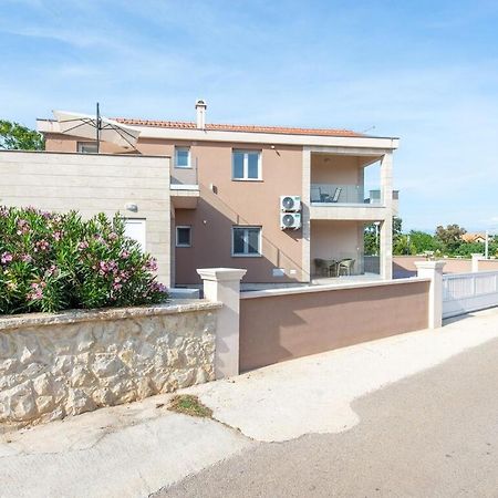 Apartmani Velic Vir Exterior foto