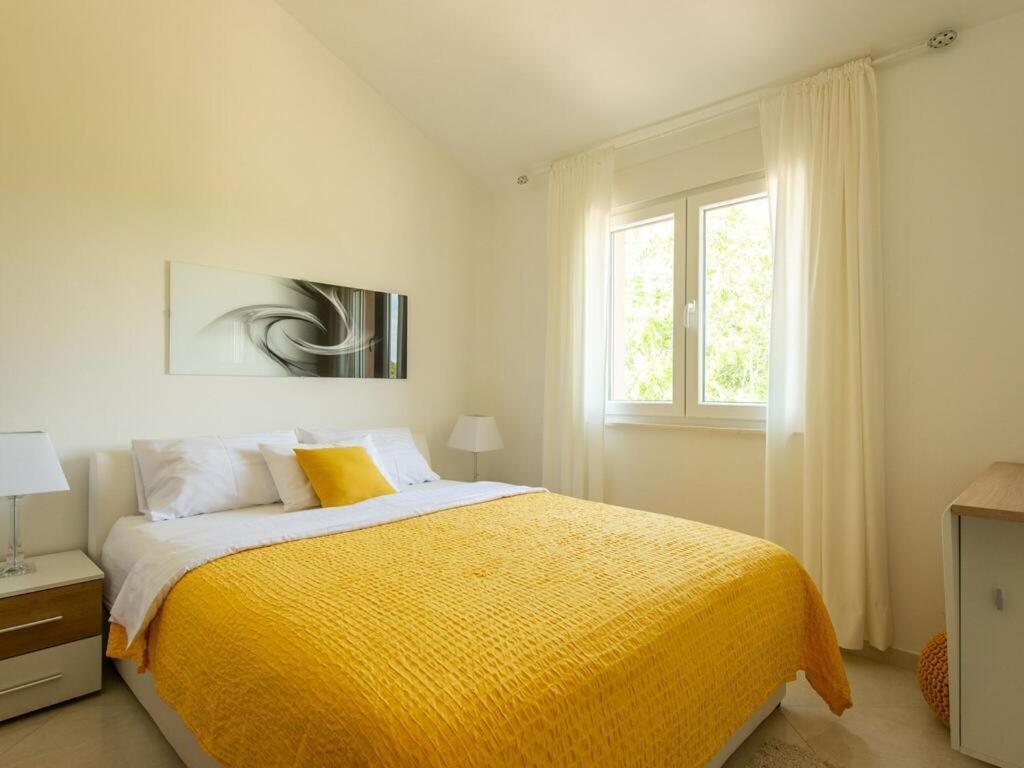 Apartmani Velic Vir Exterior foto